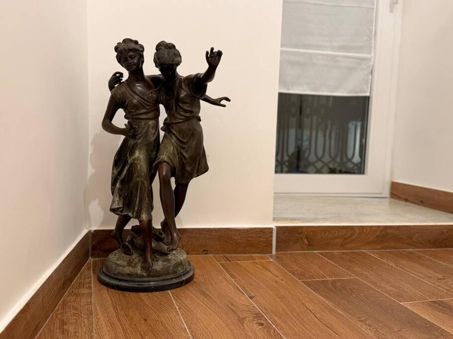 Domus Miraculi: Casa Storica Nel Cuore Di Napoli 外观 照片